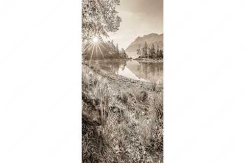 Blick über Eibsee zur Zugspitze im Wettersteingebirge - Heimliche Bucht - Seitenverhältnis 1:2 - Sonnenaufgang am Eibsee mit Zugspitze - weitere Infos unter https://www.kriner-weiermann.de
