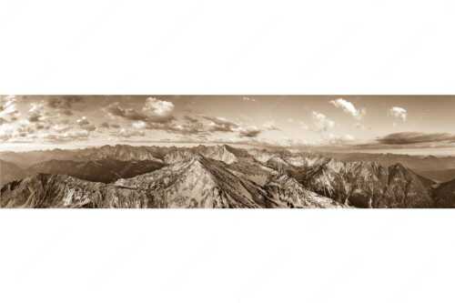 Blick über Krapfenkarspitze zur Soiernspitze im Soierngebirge - Hinterm Krapfenkar - Seitenverhältnis 4:1 - Soiernspitze und Karwendel - weitere Infos unter https://www.kriner-weiermann.de