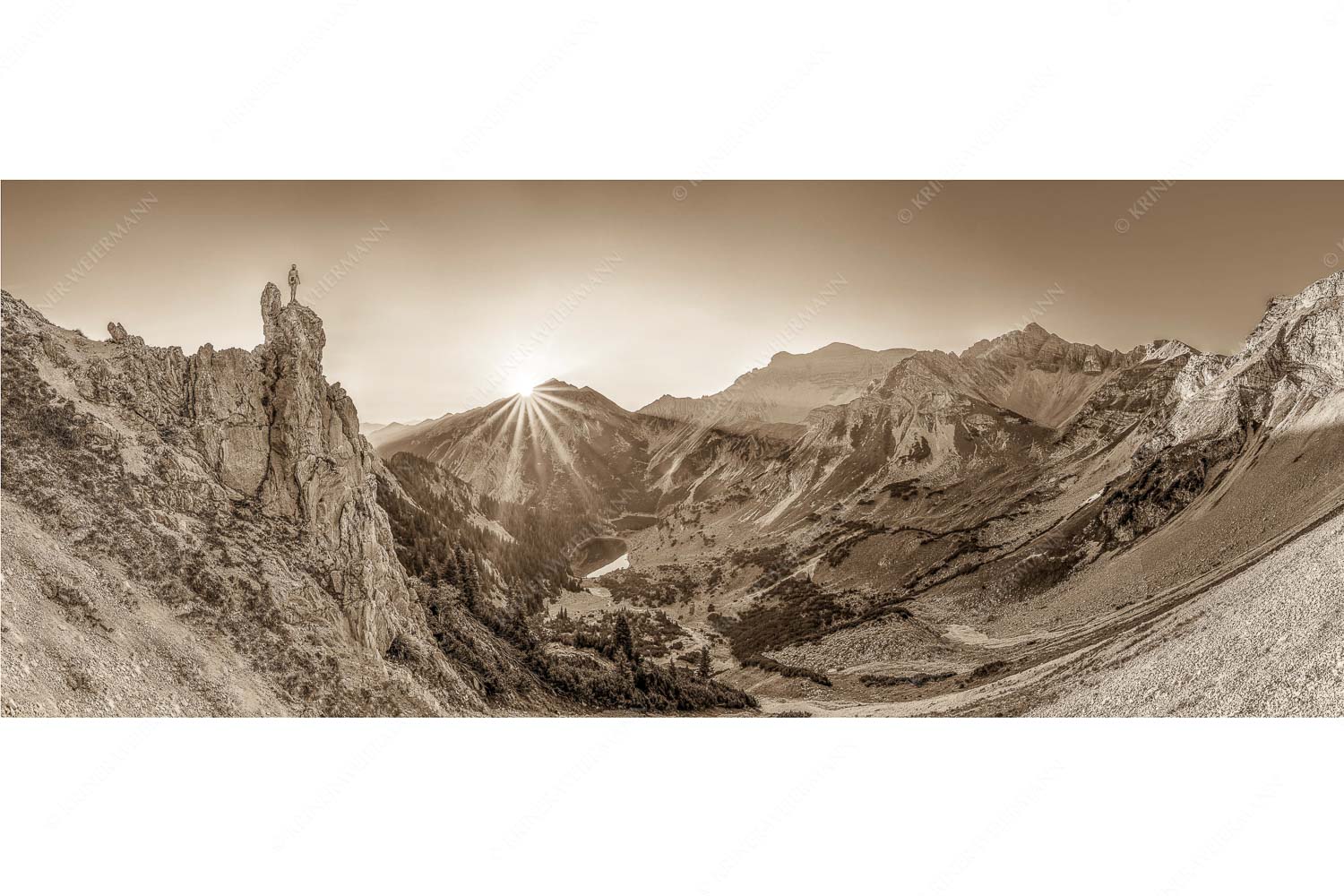 Ich sehe was du nicht siehst – Seitenverhältnis 2,5:1 — Klettern im Karwendel Spitzenerlebnis beim Sonnenaufgang im Soierngebirge