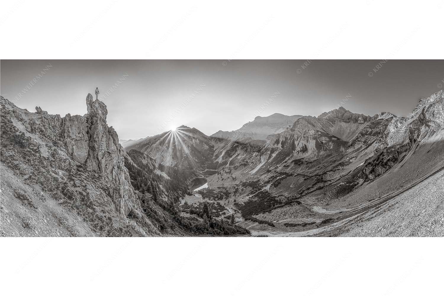 Ich sehe was du nicht siehst – Seitenverhältnis 2,5:1 — Klettern im Karwendel Spitzenerlebnis beim Sonnenaufgang im Soierngebirge
