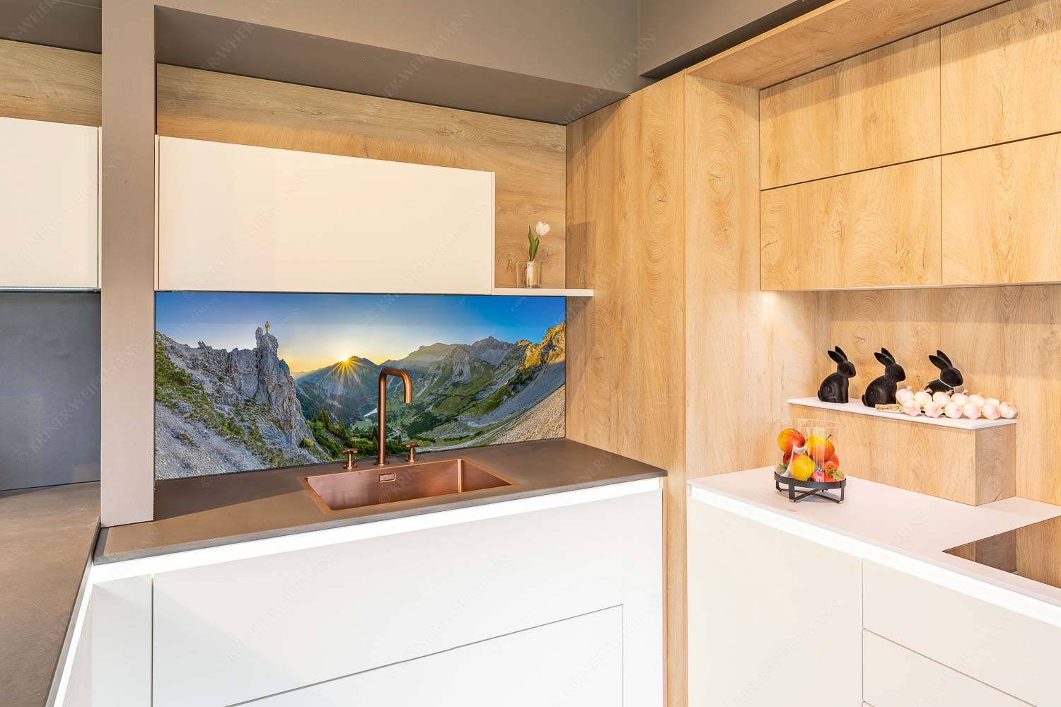 Ich sehe was du nicht siehst – Größe ca. 150x60cm, Seitenverhältnis 2,5:1 — Klettern im Karwendel Spitzenerlebnis beim Sonnenaufgang im Soierngebirge - Ich sehe was du nicht siehst - Größe ca. 150x60cm, Seitenverhältnis 2,5:1 - Klettern im Karwendel - weitere Infos unter https://www.kriner-weiermann.de