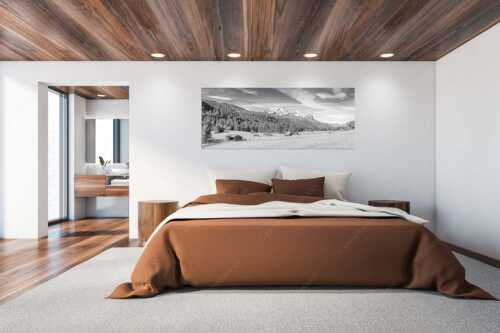 Typische Werdenfelser Landschaft mit Wiesen und Heustadeln und dem Blick zum Zugspitzmassiv - Idyllischer Zugspitzblick - Größe ca. 200x80cm, Seitenverhältnis 2,5:1 - Heustadel Alpspitze Zugspitze Waxenstein - weitere Infos unter https://www.kriner-weiermann.de