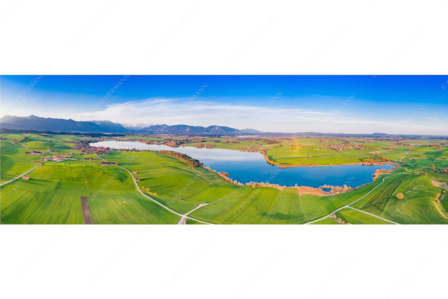 Blick über den Riegsee ins Werdenfelser Land