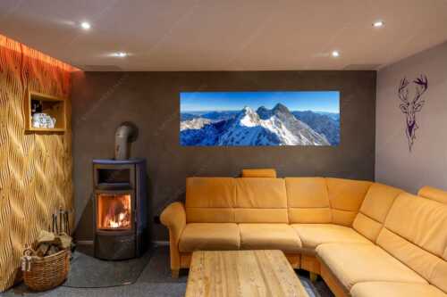 Mühsam gestaltet sich die Kletterei auf dem Jubiläusgrat im Winter - Jubigrat Winter - Größe ca. 180x60cm, Seitenverhältnis 3:1 - Zwischen Alpspitze und Zugspitze - weitere Infos unter https://www.kriner-weiermann.de