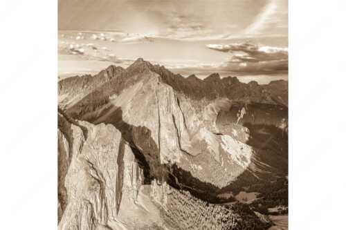 Speckkar und Lafatscher am Halleranger bei erstem Licht nach Gewitter - Karwendel Dome - Seitenverhältnis 1:1 - Lafatscher im Karwendel - weitere Infos unter https://www.kriner-weiermann.de