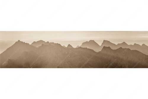 Blick auf das westliche Karwendel bei Sonnenaufgang - Karwendelseite - Seitenverhältnis 4:1 - Karwendelgipfel Sonnenaufgang - weitere Infos unter https://www.kriner-weiermann.de