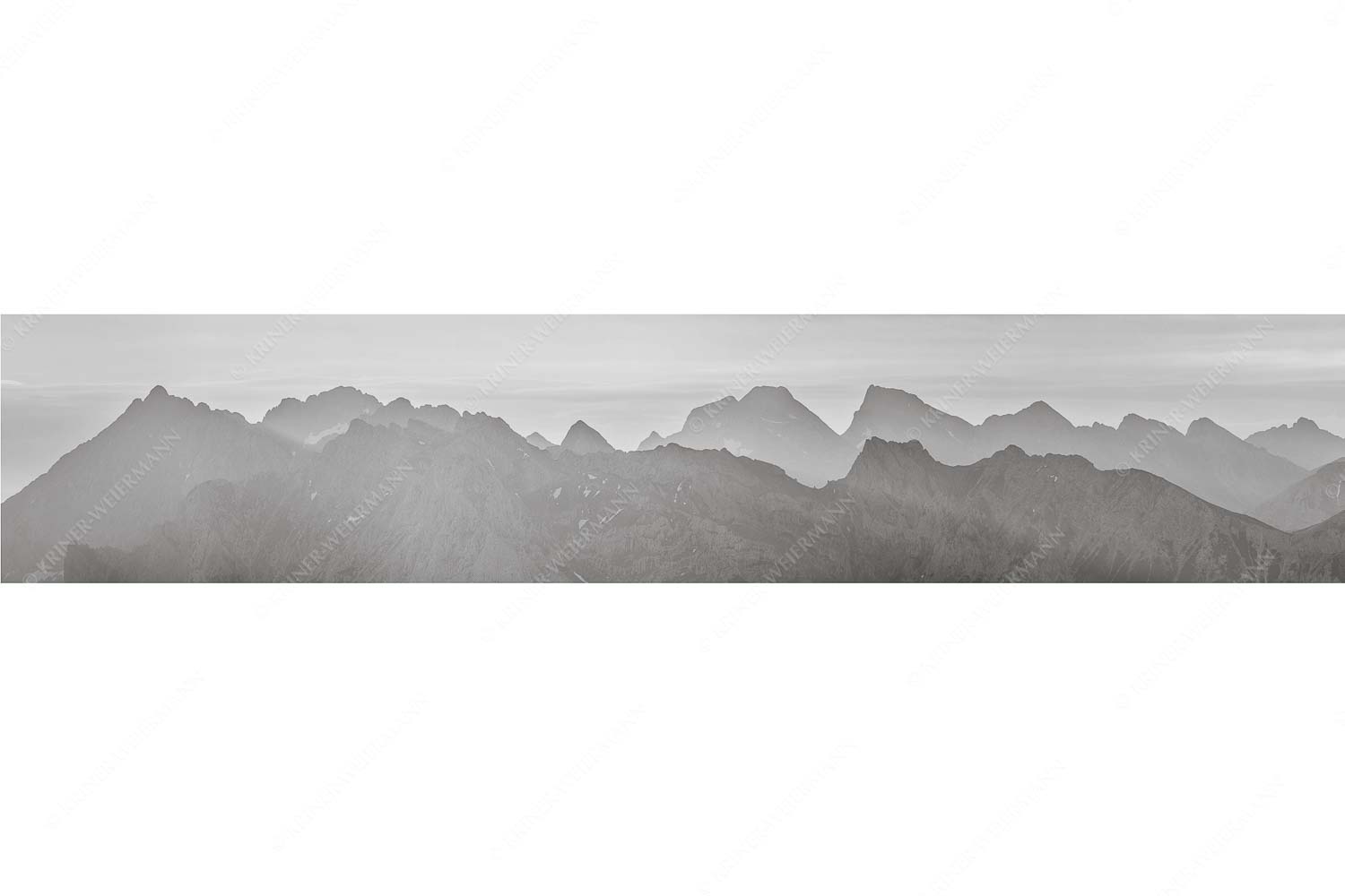 Blick auf das westliche Karwendel bei Sonnenaufgang