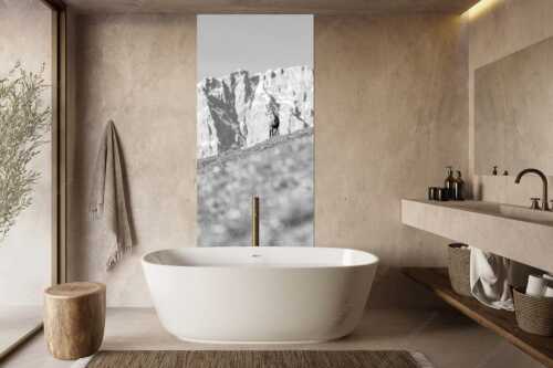 Gams auf Frühlingswiese mit Dreizinkenspitze im Karwendelgebirge - Kimmbebba - Größe ca. 100x200cm, Seitenverhältnis 1:2 - Gams im Karwendel - weitere Infos unter https://www.kriner-weiermann.de