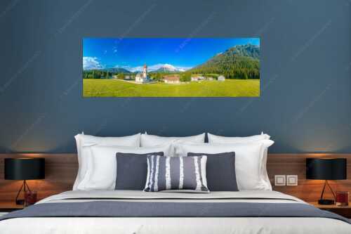 Blick über die Ortschaft Kirchplatzl in der Leutasch zur Hohen Munde - Kirchplatzl - Größe ca. 180x60cm, Seitenverhältnis 3:1 - Leutasch und Hohen Munde - weitere Infos unter https://www.kriner-weiermann.de
