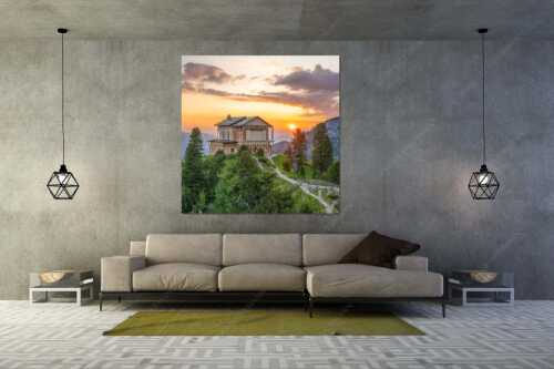 Nur an den längsten Tagen sieht man die Sonne am Horizont aufgehen - Königliche Aussicht - Größe ca. 160x160cm, Seitenverhältnis 1:1 - Sonnenaufgang am Schachenschloss - weitere Infos unter https://www.kriner-weiermann.de