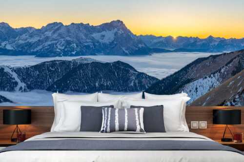 Blick aus dem Estergebirge über Nebelmeer und Wank zum Zugspitzmassiv - Letzter Blitzer - Größe ca. 350x140cm, Seitenverhältnis 2,5:1 - Zugspitze Sonnenuntergang - weitere Infos unter https://www.kriner-weiermann.de