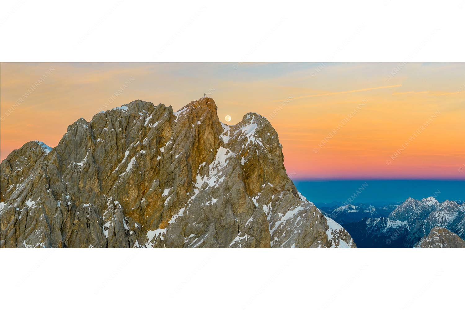 Leutascher – Seitenverhältnis 2,5:1 — Leutascher Dreitorspitze Vollmond Vollmondaufgang an der Leutascher Dreitorspitze im Wettersteingebirge