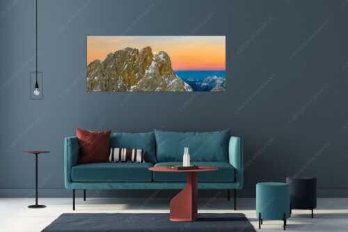 Vollmondaufgang an der Leutascher Dreitorspitze im Wettersteingebirge - Leutascher - Größe ca. 175x70cm, Seitenverhältnis 2,5:1 - Leutascher Dreitorspitze Vollmond - weitere Infos unter https://www.kriner-weiermann.de