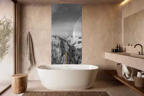 Kletterer am Zugspitzgipfel. Blick über Gipfel und Jubiläumsgrat zur Alpspitze im Wettersteingebirge - Magie - Größe ca. 100x200cm, Seitenverhältnis 1:2 - Klettern an der Zugspitze - weitere Infos unter https://www.kriner-weiermann.de