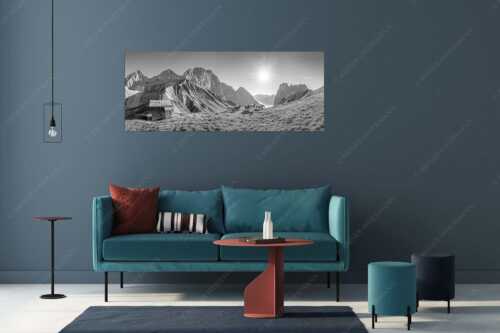 Bergschafe an der Erinnerungshütte am Scharnitzjoch im Wettersteingebirge - Malerische Sommerweide - Größe ca. 175x70cm, Seitenverhältnis 2,5:1 - Schafe Erinnerungshütte Wetterstein - weitere Infos unter https://www.kriner-weiermann.de
