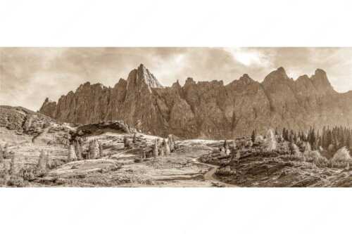 Blick über die Ladizalm zur Lalidererspitze im Karwendelgebirge - Malerisches Karwendel - Seitenverhältnis 2,5:1 - Ladizalm im Karwendel - weitere Infos unter https://www.kriner-weiermann.de