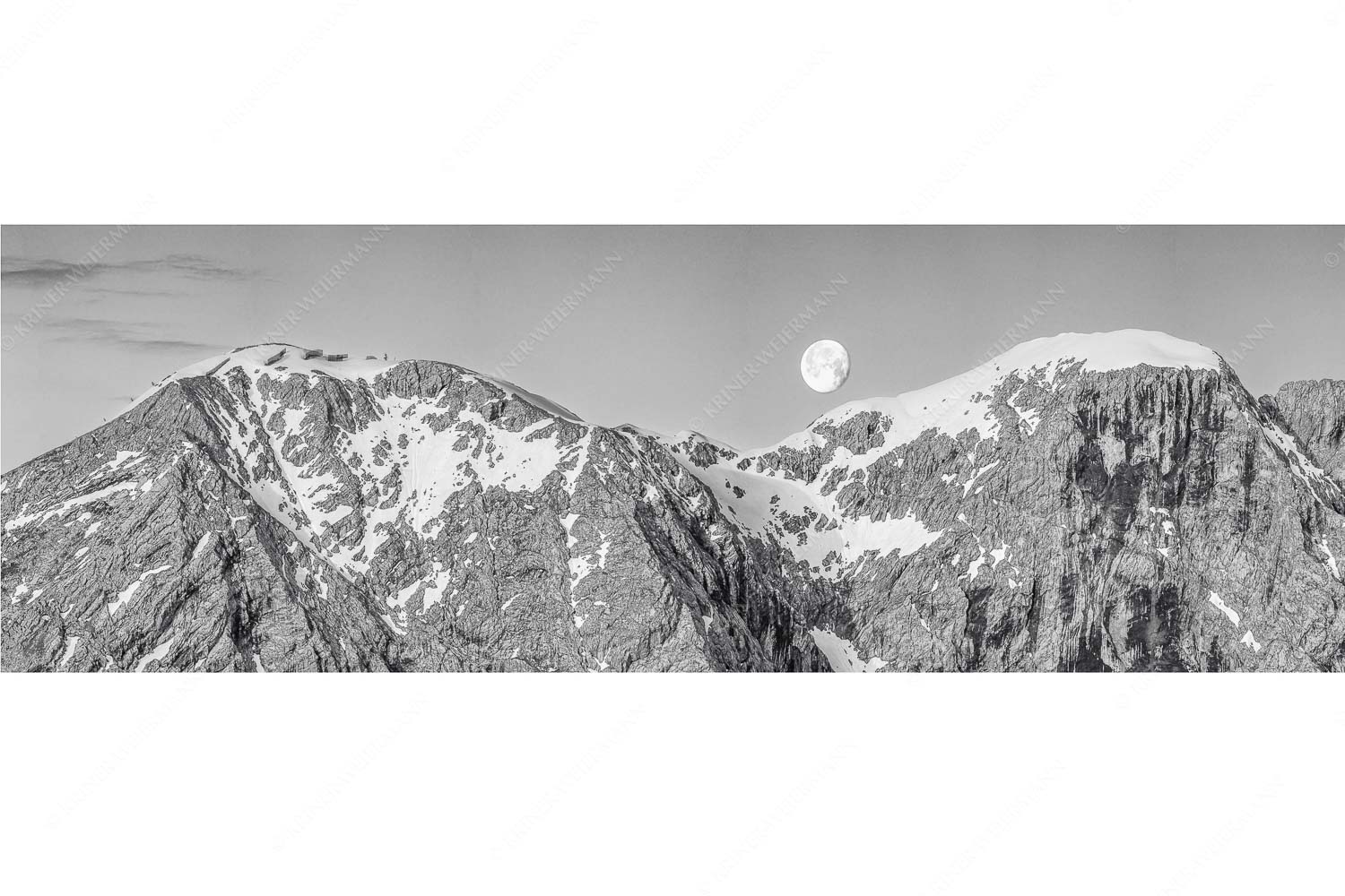 Mond und Munde – Seitenverhältnis 3:1 — Hohe Munde Vollmond Monduntergang an der Hohen Munde in den Mieminger Bergen