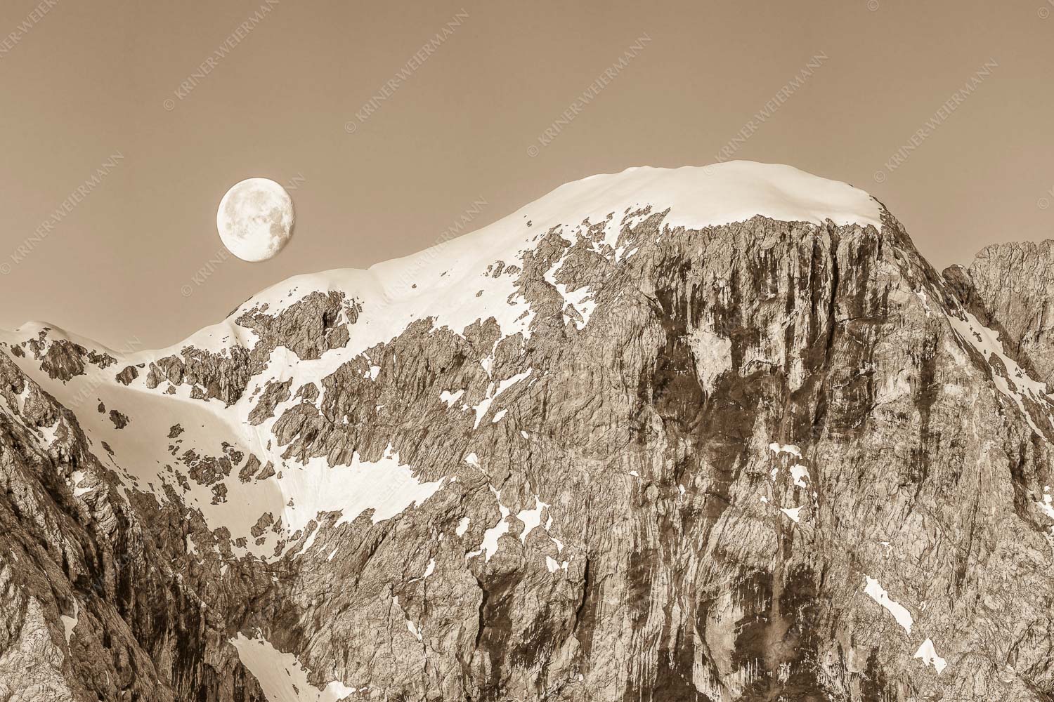 Mond und Munde – Seitenverhältnis 3:2 — Hohe Munde Vollmond Monduntergang an der Hohen Munde in den Mieminger Bergen
