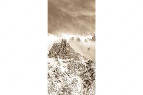 Blick von Mittenwald auf Viererspitze, Karwendelköpfe und Koflerturm im Nebel - Nebelreissen am Kofler - Seitenverhältnis 1:2 - Viererspitze bei Mittenwald - weitere Infos unter https://www.kriner-weiermann.de