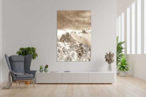 Blick von Mittenwald auf Viererspitze, Karwendelköpfe und Koflerturm im Nebel - Nebelreissen am Kofler - Größe ca. 120x180cm, Seitenverhältnis 2:3 - Viererspitze bei Mittenwald - weitere Infos unter https://www.kriner-weiermann.de