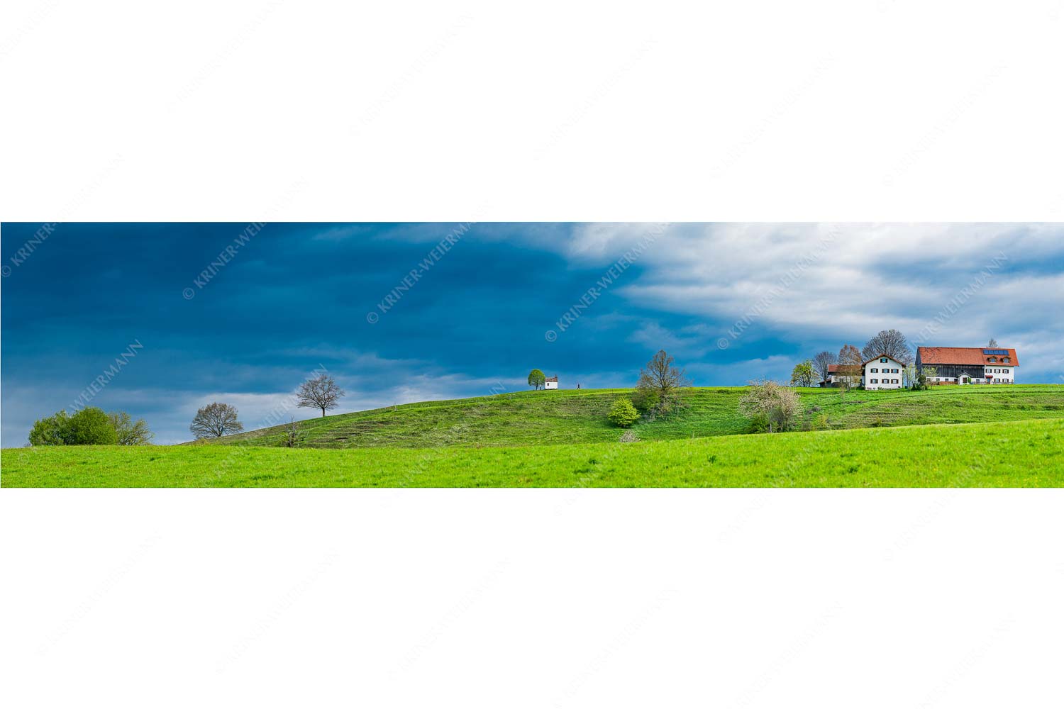 Ostara – Seitenverhältnis 4:1 — Kapelle bei Aidling Mesnerhauskapelle bei Aidling