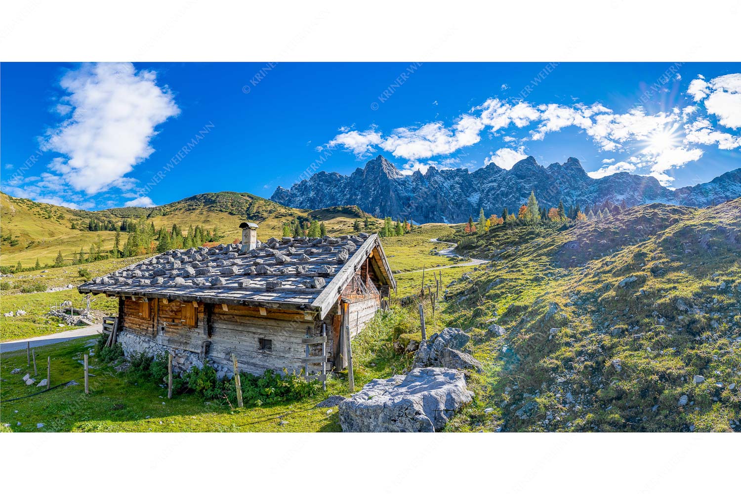 Pittoresk – Seitenverhältnis 2:1 — Ladizalm im Karwendel Ladizalm mit Laliderer Nordwände im Karwendelgebirge
