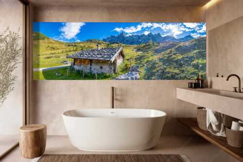 Ladizalm mit Laliderer Nordwände im Karwendelgebirge - Pittoresk - Größe ca. 300x100cm, Seitenverhältnis 3:1 - Ladizalm im Karwendel - weitere Infos unter https://www.kriner-weiermann.de