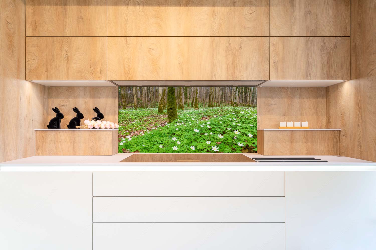 Röschenteppich – Größe ca. 120x60cm, Seitenverhältnis 2:1 — Buschwindröschen Buschwindröschen bei Murnau - Röschenteppich - Größe ca. 120x60cm, Seitenverhältnis 2:1 - Buschwindröschen - weitere Infos unter https://www.kriner-weiermann.de