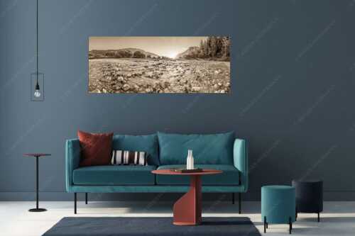 Blick über das Flussbett der Isar in den Sonnenaufgang am Karwendel - Rolling Stones - Größe ca. 175x70cm, Seitenverhältnis 2,5:1 - Isar Flussbett - weitere Infos unter https://www.kriner-weiermann.de