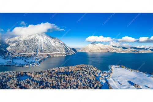 Blick über den winterlichen Walchensee zum Herzogstand und Jochberg - Ruhige See - Seitenverhältnis 2:1 - Winter am Walchensee - weitere Infos unter https://www.kriner-weiermann.de