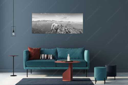 Bergschafe am Schafreiter mit Blick ins Karwendel und Wetterstein - Schafreiter - Größe ca. 175x70cm, Seitenverhältnis 2,5:1 - Bergschafe im Karwendel - weitere Infos unter https://www.kriner-weiermann.de
