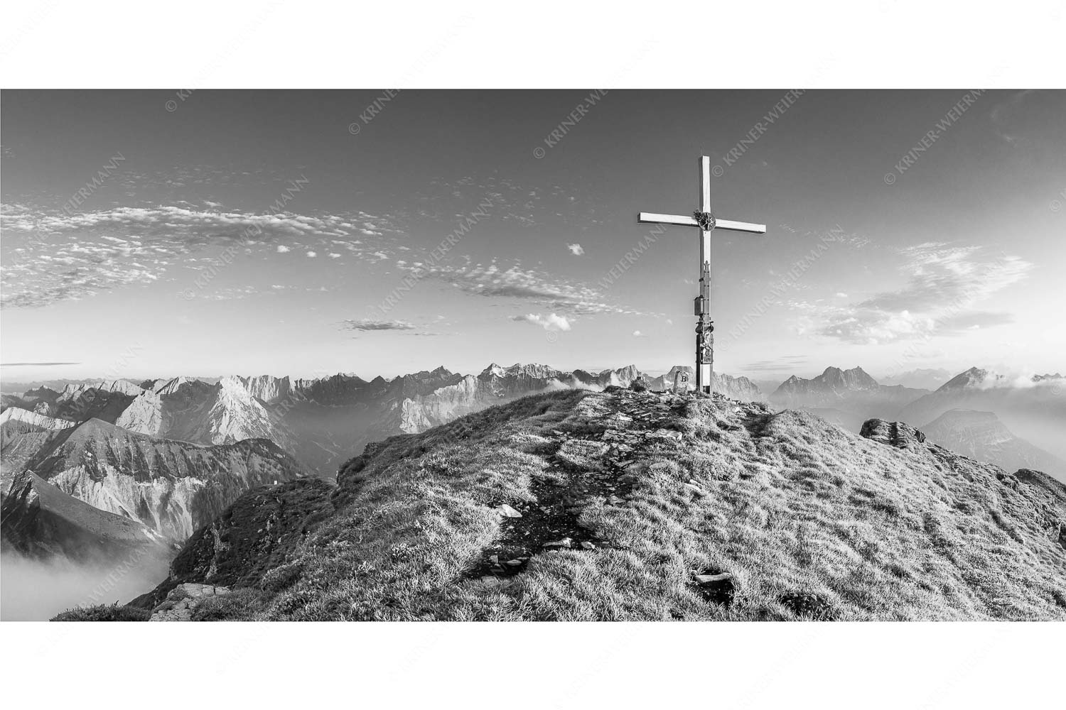 Schafreiter Gipfelpanorama – Seitenverhältnis 2:1 — Schafreuter im Karwendel Blick vom Schafreiter ins Karwendelgebirge