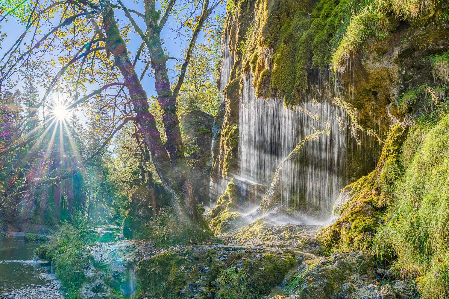 Schleierfälle – Seitenverhältnis 3:2 — Wasserfall im Ammertal Die Schleierfälle an der Ammer bei Unternogg sind ein einzigartiges Naturschauspiel - Schleierfälle - Seitenverhältnis 3:2 - Wasserfall im Ammertal - weitere Infos unter https://www.kriner-weiermann.de