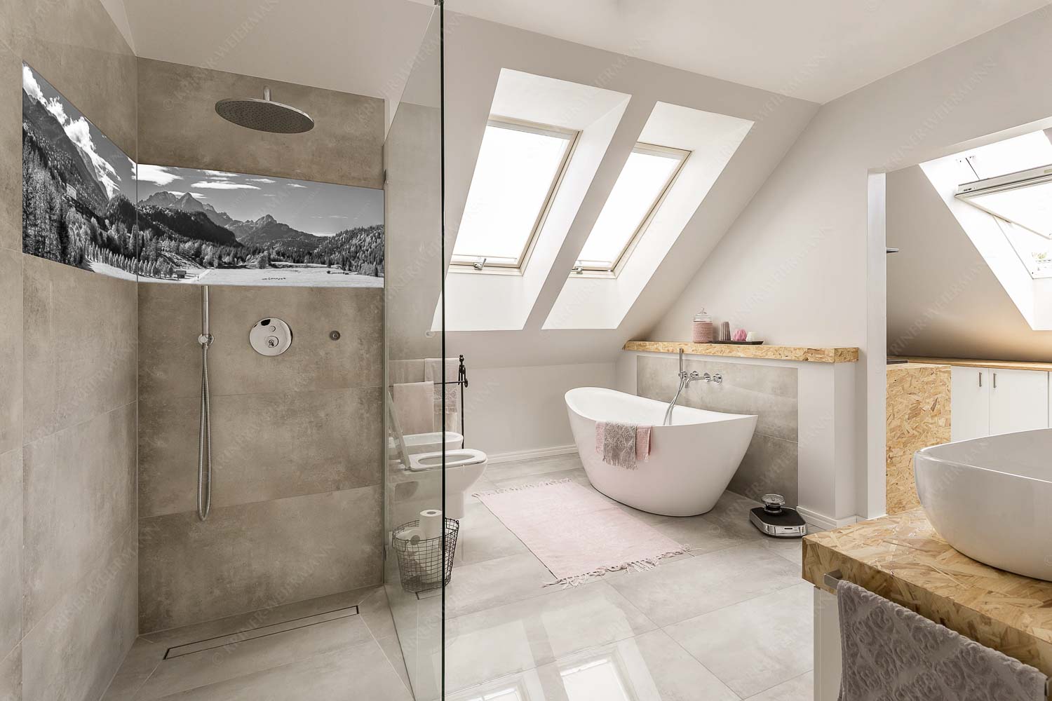 Schlossallee – Größe ca. 240x60cm, Seitenverhältnis 4:1 — Schloss Elmau mit Alpspitze Blick über Schloss Elmau zum Wettersteingebirge mit Hochblassen und Alpspitze - Schlossallee - Größe ca. 240x60cm, Seitenverhältnis 4:1 - Schloss Elmau mit Alpspitze - weitere Infos unter https://www.kriner-weiermann.de