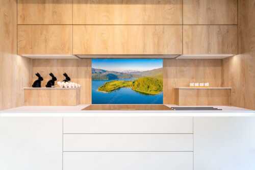 Blick über die Halbinsel Zwergern am Walchensee zum Wettersteingebirge - Schönes Bayern - Größe ca. 90x60cm, Seitenverhältnis 3:2 - Walchensee - weitere Infos unter https://www.kriner-weiermann.de