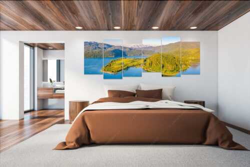 Blick über die Halbinsel Zwergern am Walchensee zum Wettersteingebirge - Schönes Bayern - 6er Split, Größe ca. 280x112cm, Seitenverhältnis 2,5:1 - Walchensee - weitere Infos unter https://www.kriner-weiermann.de