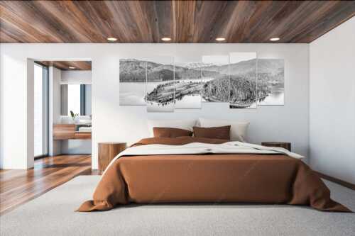 Blick über die Halbinsel Zwergern am Walchensee zum Wettersteingebirge - Schönes Bayern - 6er Split, Größe ca. 280x112cm, Seitenverhältnis 2,5:1 - Walchensee - weitere Infos unter https://www.kriner-weiermann.de