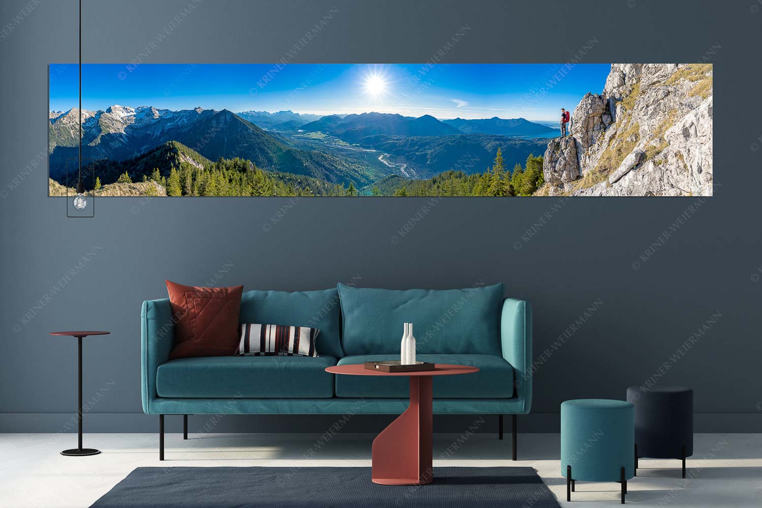 Blick aus dem Soierngebirge über Oberes Isartal in den Sonnenuntergang - Schönes Isartal - Größe ca. 350x70cm, Seitenverhältnis 5:1 - Bergsteigen im Soierngebirge - weitere Infos unter https://www.kriner-weiermann.de