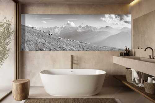 Bergschafe am Schafreiter mit Blick zum Karwendelhauptkamm - Schönste Karwendelweiden - Größe ca. 300x100cm, Seitenverhältnis 3:1 - Schafe im Karwendel - weitere Infos unter https://www.kriner-weiermann.de