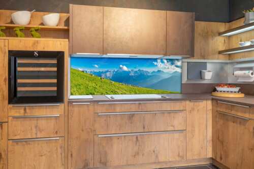 Bergschafe am Schafreiter mit Blick zum Karwendelhauptkamm - Schönste Karwendelweiden - Größe ca. 180x60cm, Seitenverhältnis 3:1 - Schafe im Karwendel - weitere Infos unter https://www.kriner-weiermann.de