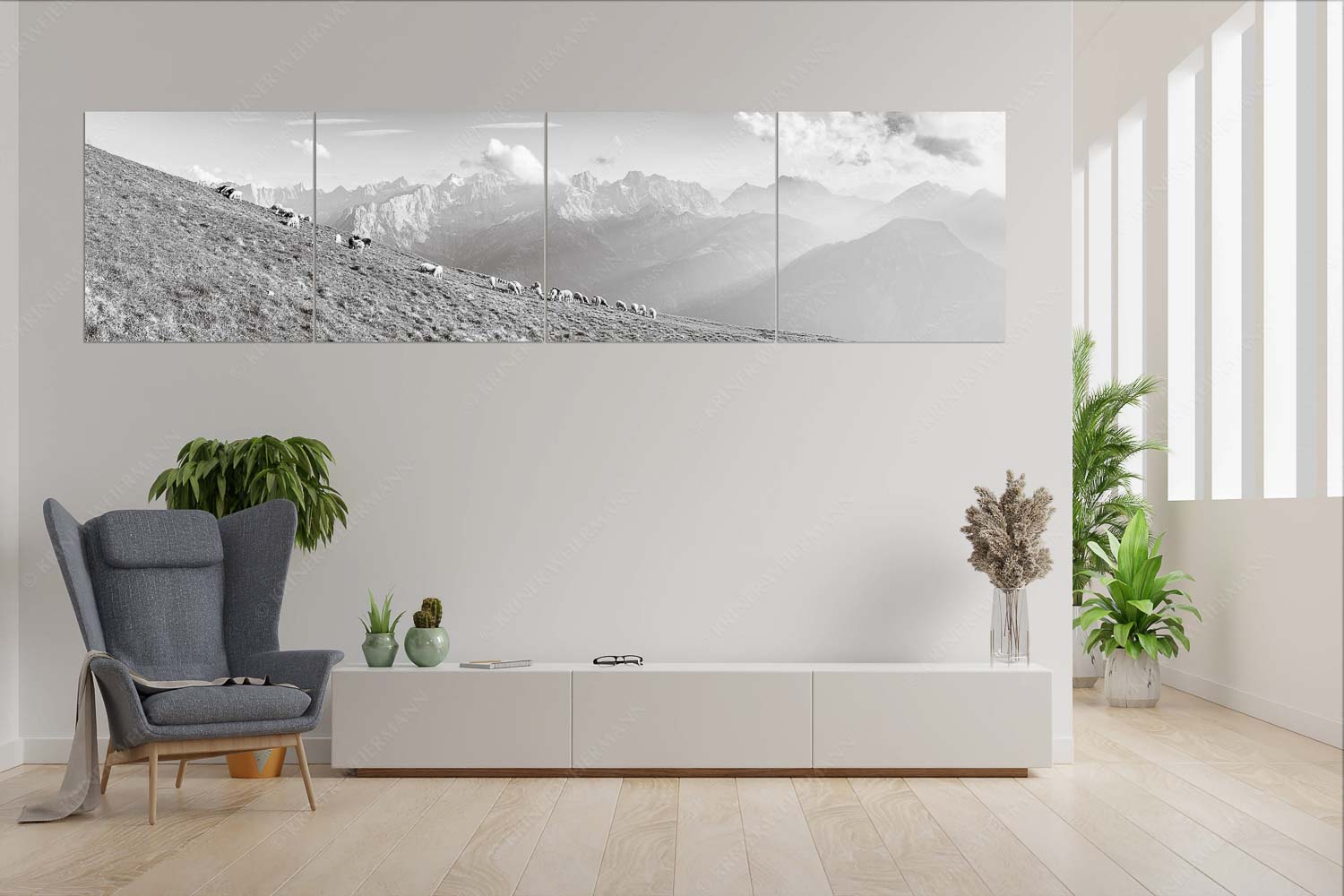 Schönste Karwendelweiden – 4er Split, Größe ca. 280x70cm, Seitenverhältnis 4:1 — Schafe im Karwendel Bergschafe am Schafreiter mit Blick zum Karwendelhauptkamm - Schönste Karwendelweiden - 4er Split, Größe ca. 280x70cm, Seitenverhältnis 4:1 - Schafe im Karwendel - weitere Infos unter https://www.kriner-weiermann.de