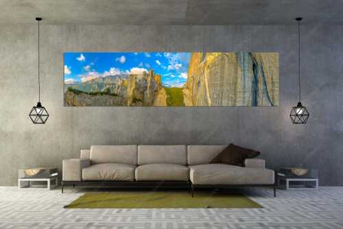 Kletterer vor der Schnitlwand an der Speckkarspitze im Karwendelgebirge - Schwer beeindruckt - Größe ca. 320x80cm, Seitenverhältnis 4:1 - Schnitlwand Halleranger Karwendel - weitere Infos unter https://www.kriner-weiermann.de