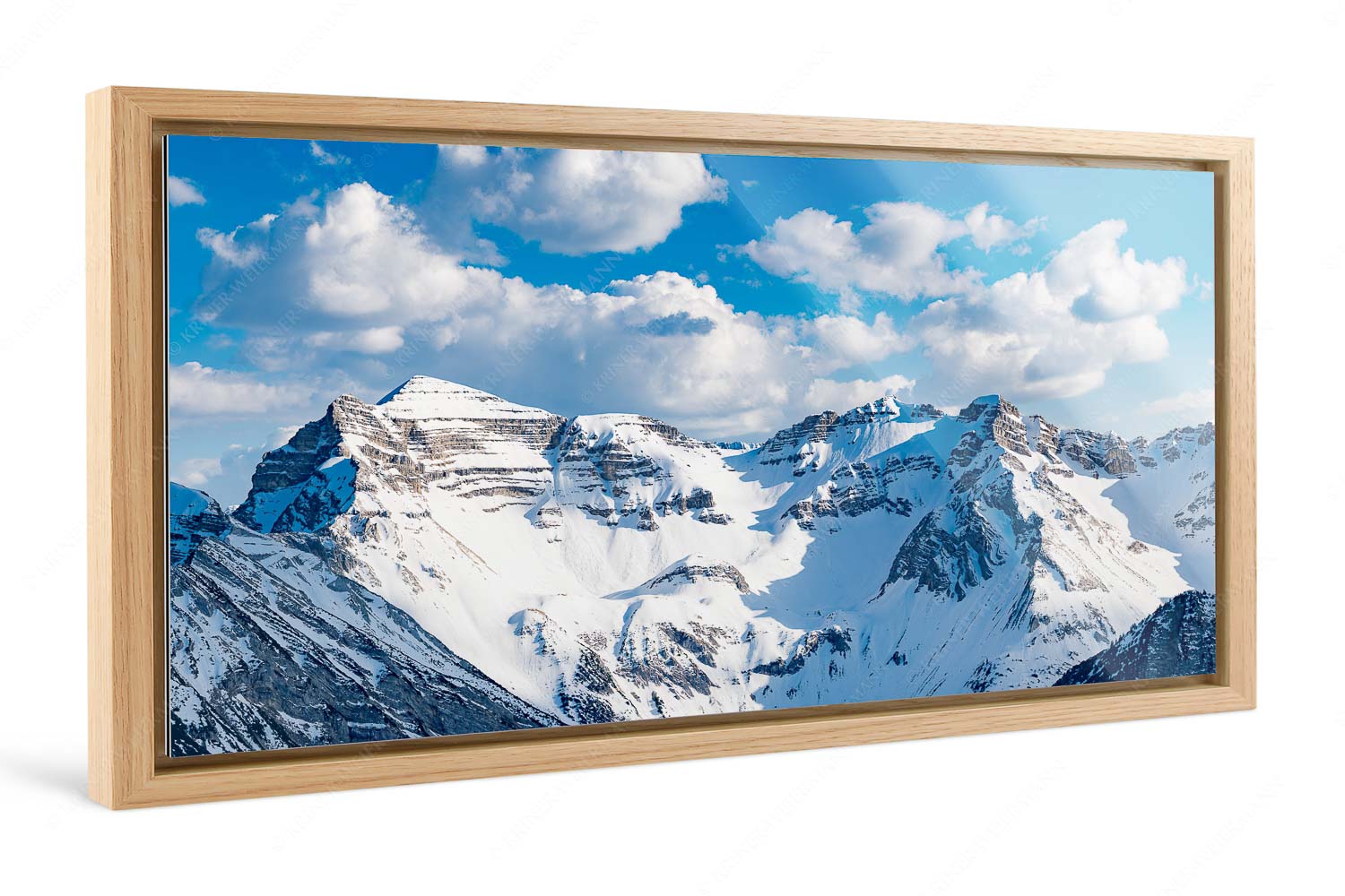 Soiernkessel – Foto im Schattenfugen-Rahmen — Soiernspitze im Winter Blick zur Soiern- und Reissende Lahnspitze im Winter - Soiernkessel - Foto im Schattenfugen-Rahmen - Soiernspitze im Winter - weitere Infos unter https://www.kriner-weiermann.de