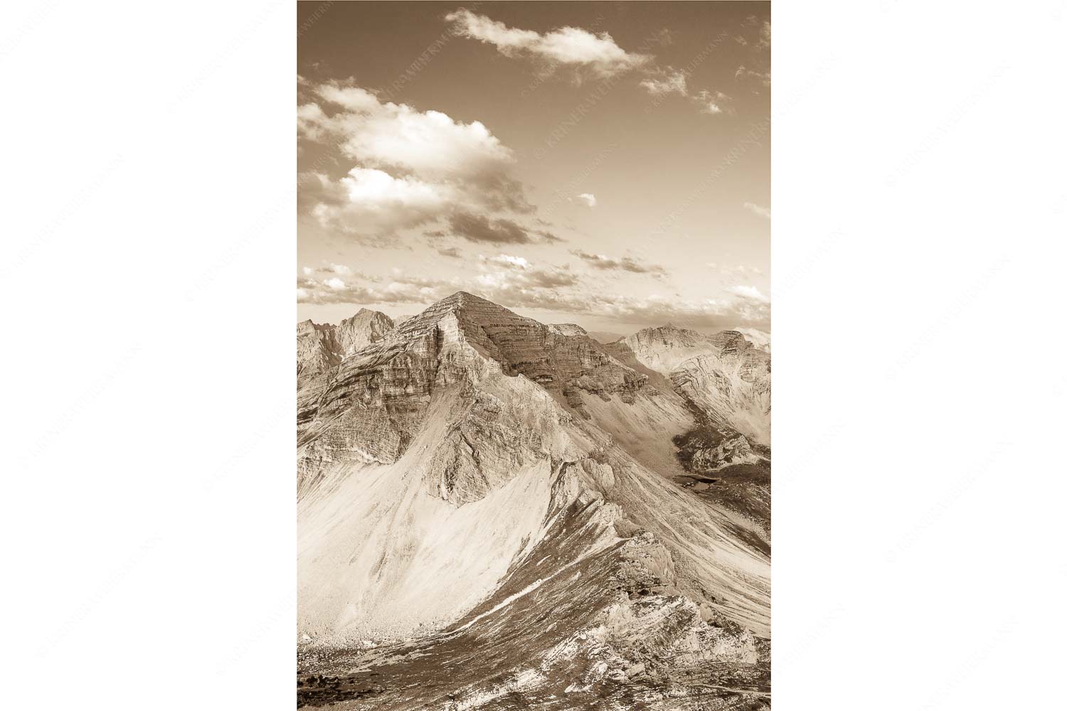 Soiernwasser – Seitenverhältnis 2:3 — Soiernspitze und Soiernseen Blick auf Soiernspitze, die Soiernlache und die beiden Soiernseen