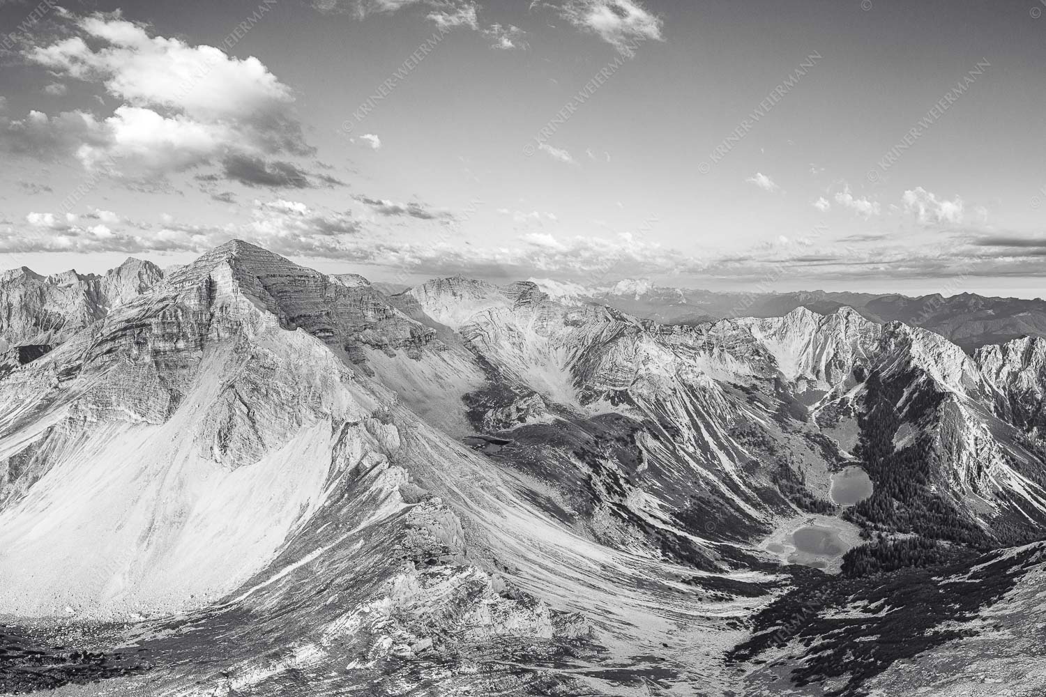 Soiernwasser – Seitenverhältnis 3:2 — Soiernspitze und Soiernseen Blick auf Soiernspitze, die Soiernlache und die beiden Soiernseen