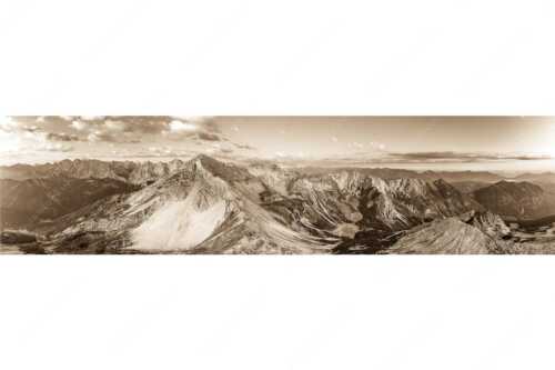 Blick auf Soiernspitze, die Soiernlache und die beiden Soiernseen - Soiernwasser - Seitenverhältnis 4:1 - Soiernspitze und Soiernseen - weitere Infos unter https://www.kriner-weiermann.de
