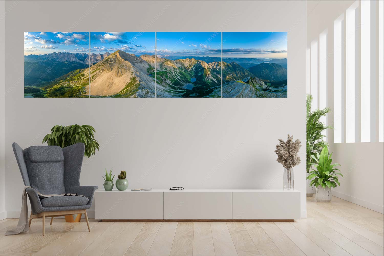 Soiernwasser – 4er Split, Größe ca. 280x70cm, Seitenverhältnis 4:1 — Soiernspitze und Soiernseen Blick auf Soiernspitze, die Soiernlache und die beiden Soiernseen - Soiernwasser - 4er Split, Größe ca. 280x70cm, Seitenverhältnis 4:1 - Soiernspitze und Soiernseen - weitere Infos unter https://www.kriner-weiermann.de