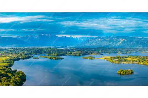 Blick über den Staffelsee ins Estergebirge und den Ammergauer Alpen - Staffelsee - Seitenverhältnis 2:1 - Seehausen Murnau - weitere Infos unter https://www.kriner-weiermann.de