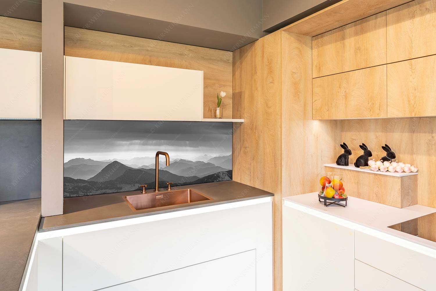 Strahlen – Größe ca. 150x60cm, Seitenverhältnis 2,5:1 — Bayerische Voralpen Einducksvolle Lichtstimmung im Estergebirge mit Blick in die Bayerischen Voralpen - Strahlen - Größe ca. 150x60cm, Seitenverhältnis 2,5:1 - Bayerische Voralpen - weitere Infos unter https://www.kriner-weiermann.de