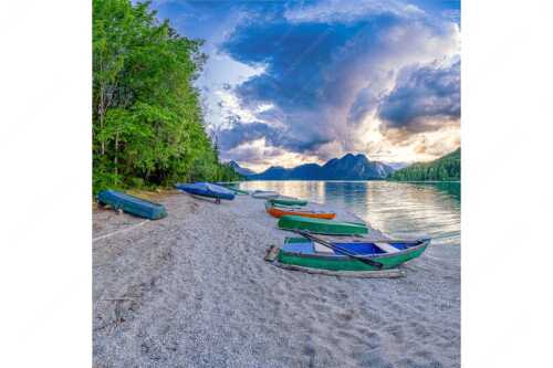 Beeindruckende Wolkenstimmung über dem Herzogstand mit Walchensee - Südsee - Seitenverhältnis 1:1 - Walchensee mit Herzogstand - weitere Infos unter https://www.kriner-weiermann.de